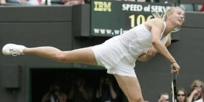 Cum s-a imbracat Sharapova la Wimbledon_1