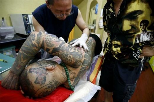 Tatuat pentru JO! Omul care l-a batut pe Becks la tatuaje_5