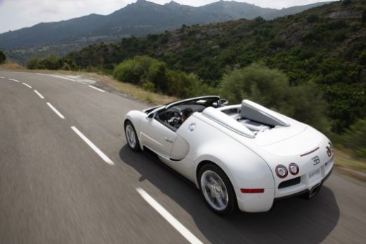 FOTO: Vezi cum arata Bugatti Veyron Grand Sport!_2