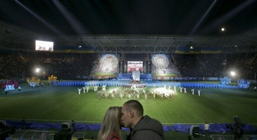 Ucraina a inaugurat primul stadion pentru Euro 2012!_2