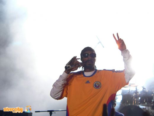Snoop Dogg a cantat in tricoul nationalei!_4