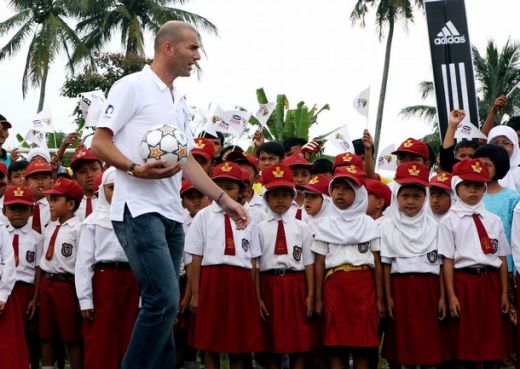 Hagi, alaturi de Raul si Zidane, ambasadori UNICEF!_5
