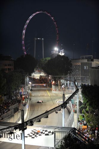FOTO / Noapte albastra la cursa de F1 Singapore!_3