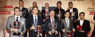FOTO / Cei mai tari jucatori din Spania: Casillas, Villa, Xavi, premiati de Marca