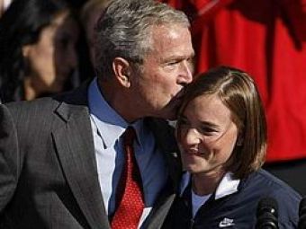 Bush, intimidat de mama lui Phelps!