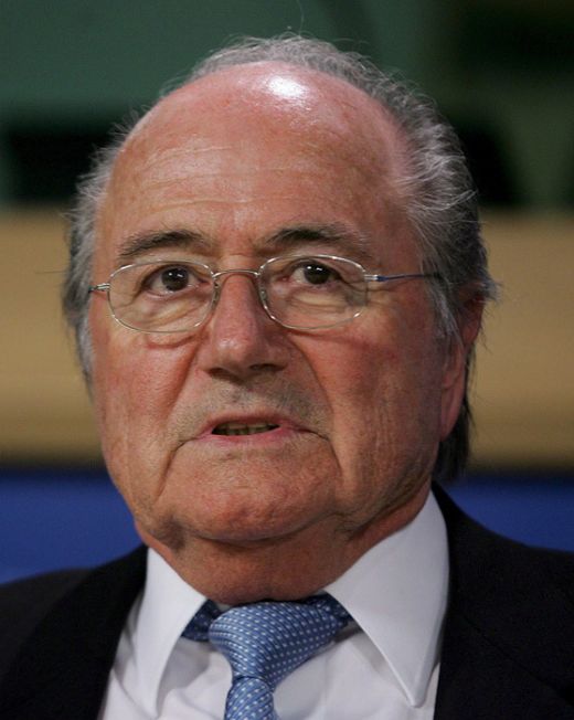 Blatter a vazut moartea cu ochii! Vezi cum arata masina sa!_2