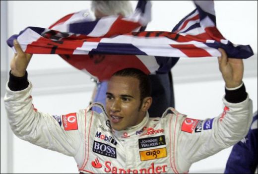Hamilton:Vreau sa raman pe viata la McLaren!_6