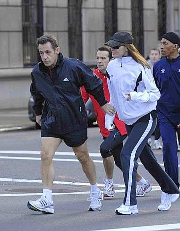 Sarkozy s-a apucat de sport! Vezi cum se antreneaza pentru confruntarile politice!_7