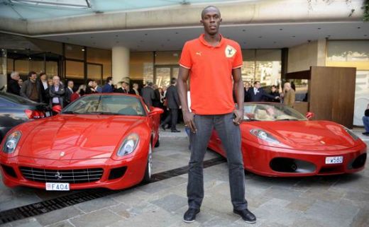 Fulgerul Usain Bolt, la intrecere cu Ferrari!_2