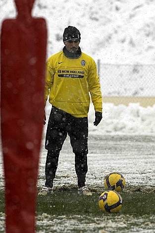 VEZI imagini tari cu antrenamentul lui Juventus pe ninsoare!_13