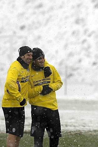 VEZI imagini tari cu antrenamentul lui Juventus pe ninsoare!_2