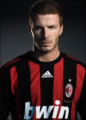 Video/ Vezi ce le transmite Beckham suporterilor lui Milan!_9