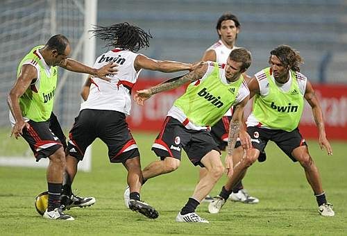 Milan si-a etalat stelele in Dubai: Beckham, Ronaldinho si Kaka au facut show!_6