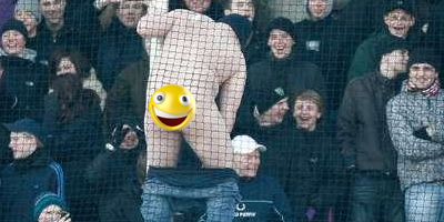 STRIPTEASE 100%! Un fan al lui Hannover s-a dezbracat si a simulat ca se masturbeaza!_1