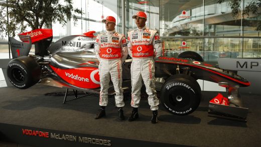 S-a lansat McLaren MP4-24: E superba, cucerim tot cu ea!_6