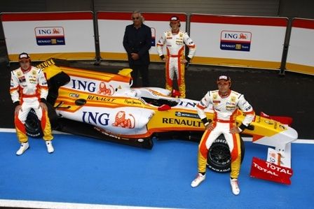 Renault si Williams si-au dezvelit masinile pentru 2009 in Portugalia! Cine va cuceri titlul?_14