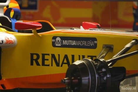 Renault si Williams si-au dezvelit masinile pentru 2009 in Portugalia! Cine va cuceri titlul?_21