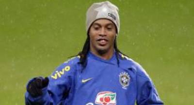 Amical ve(n)deta: Ronaldinho, Pato si Adriano versus Italia!_1
