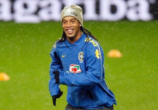 Amical ve(n)deta: Ronaldinho, Pato si Adriano versus Italia!_10
