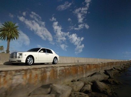 Vezi o galerie foto FOARTE TARE cu Rolls-Royce Phantom facelift!_22
