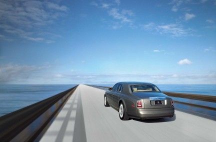 Vezi o galerie foto FOARTE TARE cu Rolls-Royce Phantom facelift!_4