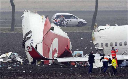 Adi Mutu, probleme inaintea meciului cu Ajax: 9 morti pe aeroportul Schiphol_4