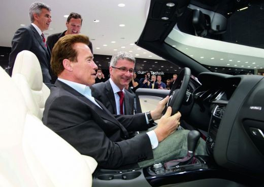 VIDEO: Arnold Schwarzenegger la standul Audi de la Geneva!_6