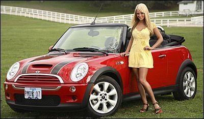 Vezi cat costa un Mini Cooper S care a apartinut bombei SEXY Sarah Jean, Playmate 2007!_2