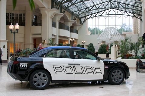 VEZI cum arata o super masina de Politie: Carbon Motors E7: NYPD!_17