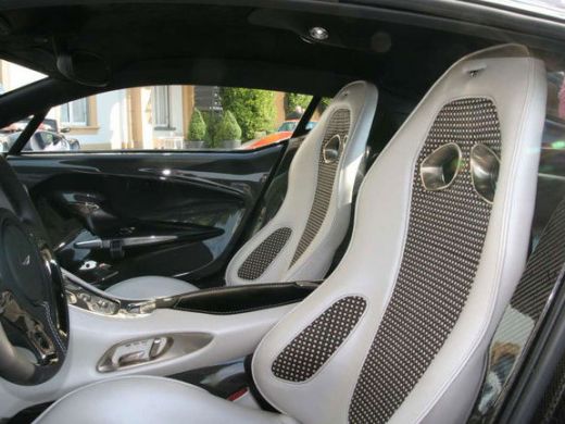 Aston Martin One-77, masina de 1.1 milioane de euro, a castigat premiul pentru design la Concorso dEleganza!_34