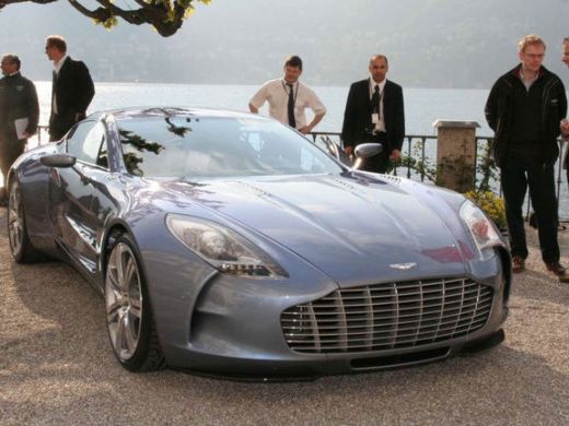 Aston Martin One-77, masina de 1.1 milioane de euro, a castigat premiul pentru design la Concorso dEleganza!_5