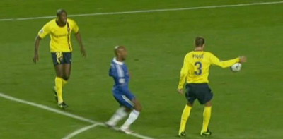 Chelsea acuza 5 penalty-uri neacordate! Gerard Pique: Am facut hent in careu!_1