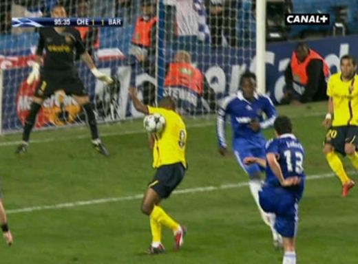 Chelsea acuza 5 penalty-uri neacordate! Gerard Pique: Am facut hent in careu!_6
