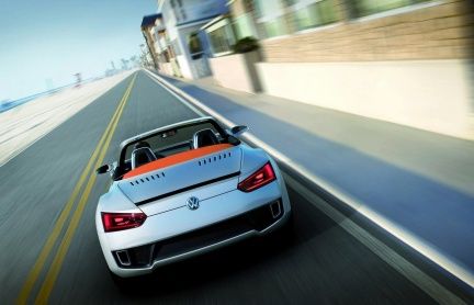Volkswagen va aduce patru modele noi la Frankfurt: Golf R, Golf Variant, Polo Sport si Robust!_13