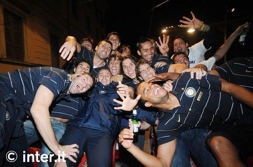 FOTO si VIDEO - cele mai TARI imagini de la petrecerea lui Inter 17!_57