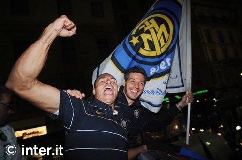 FOTO si VIDEO - cele mai TARI imagini de la petrecerea lui Inter 17!_59