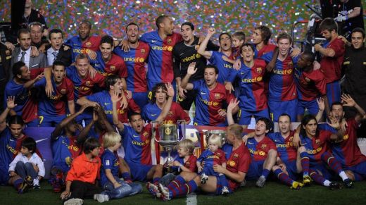 VIDEO! Nebunie la Barcelona! Messi a prezentat trofeul de campioni: "Mergem acum sa luam LIGA!"_10