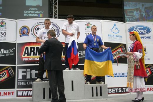 Ion Oncescu, campion european la ambele maini! Romania, inca trei medalii la Euro-skandenberg din Bulgaria!_36