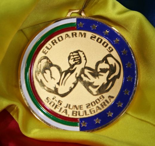 Ion Oncescu, campion european la ambele maini! Romania, inca trei medalii la Euro-skandenberg din Bulgaria!_12