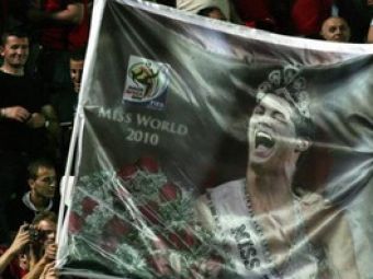 Albanezii l-au numit pe Ronaldo &quot;Miss World 2010&quot;! Albania 1-2 Portugalia