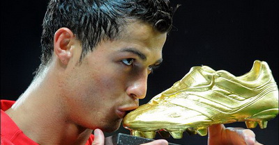 Ronaldo socheaza: "Nu imi pasa de fani"_1