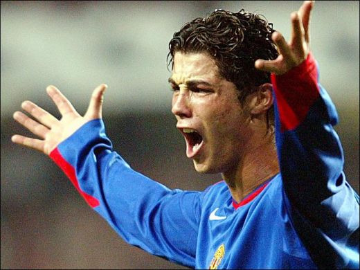 Ronaldo socheaza: "Nu imi pasa de fani"_42