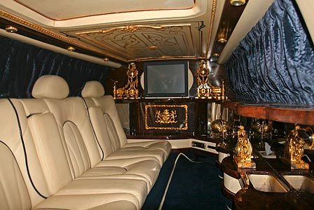 Un Rolls-Royce decorat dupa palatul Versailles! Vezi colectia de masini a lui Michael Jackson!_21