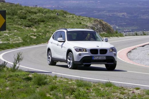FOTO si VIDEO: Vezi primele imagini oficiale cu BMW X1!_23