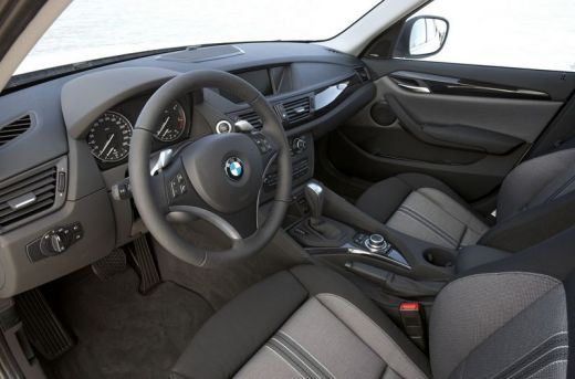 FOTO si VIDEO: Vezi primele imagini oficiale cu BMW X1!_10