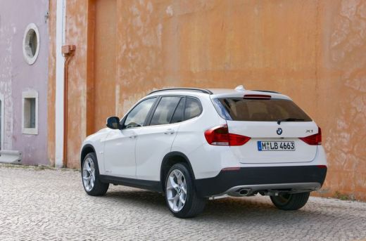 FOTO si VIDEO: Vezi primele imagini oficiale cu BMW X1!_13