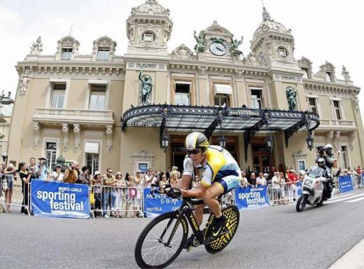 FOTO: Armstrong revine, Cancellara castiga prologul in Turul Frantei!_26