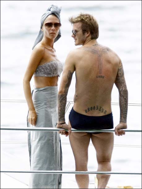 FOTO: David si Victoria Beckham fac plaja pe un yacht, in Oceanul Indian!_4