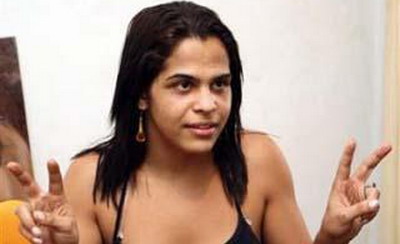 Travestitul agatat de Ronaldo a fost gasit mort in Brazilia!_1
