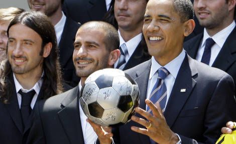 Presedinte mingicar! VEZI aici jongleriile lui Obama!_10